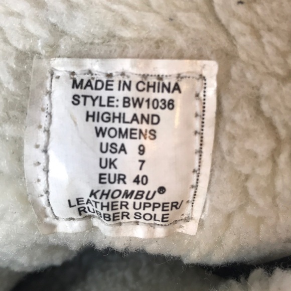 Khombu Duck Boots Women’s Black Suede Boots - Picture 8 of 8